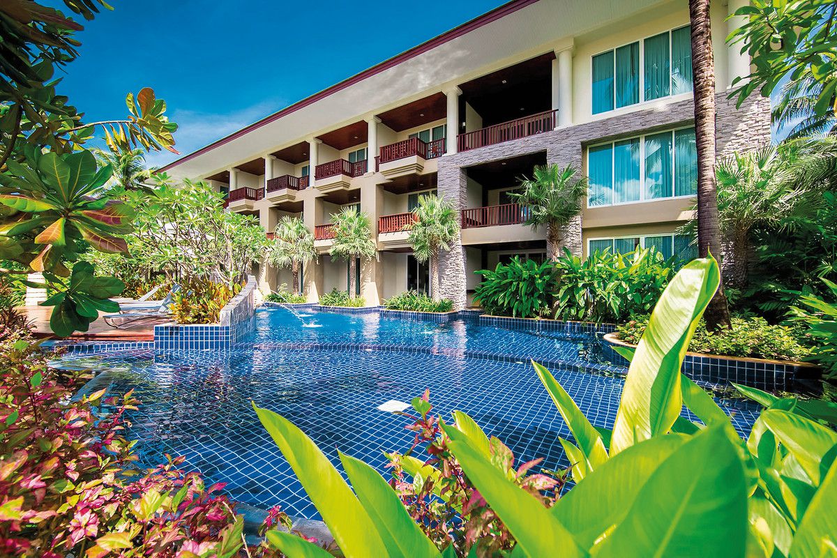 Graceland Khaolak Hotel & Resort