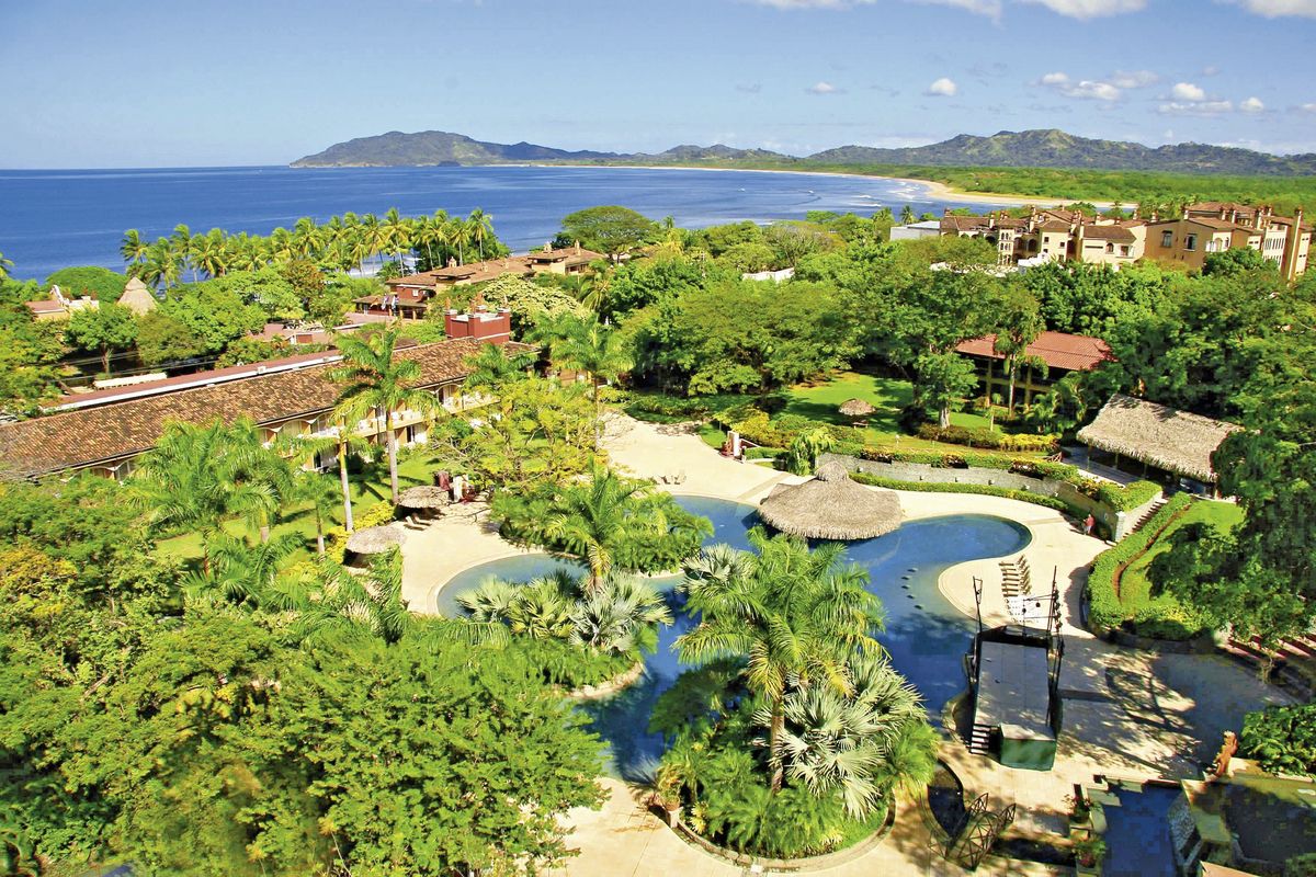 Tamarindo Diria Beach Resort